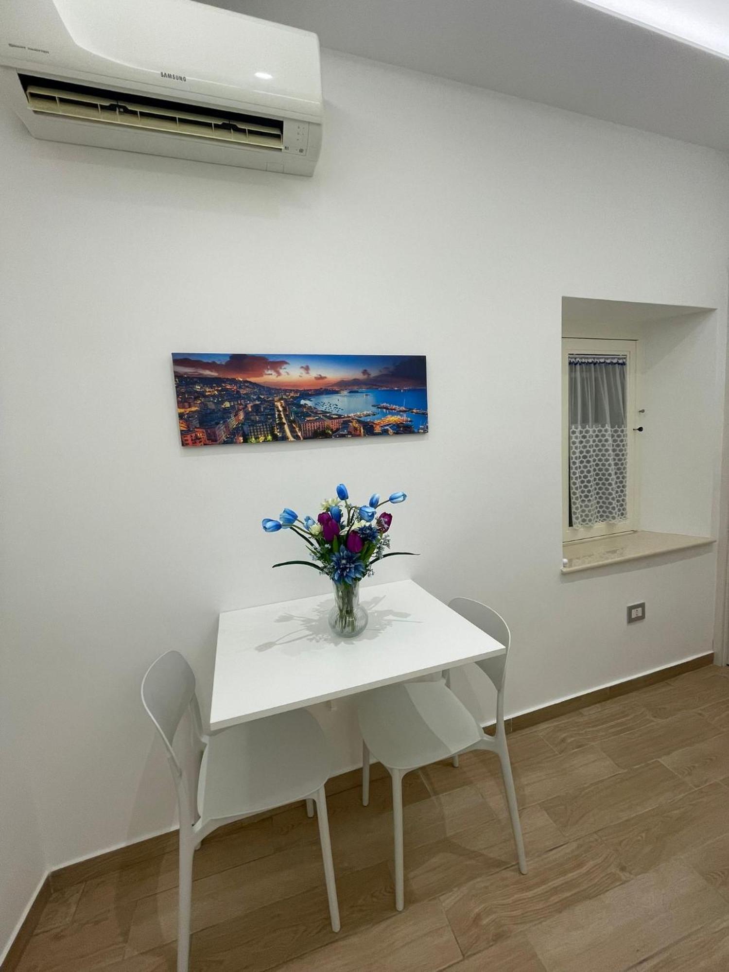 Appartement Civico 14 Chiaia à Naples Extérieur photo