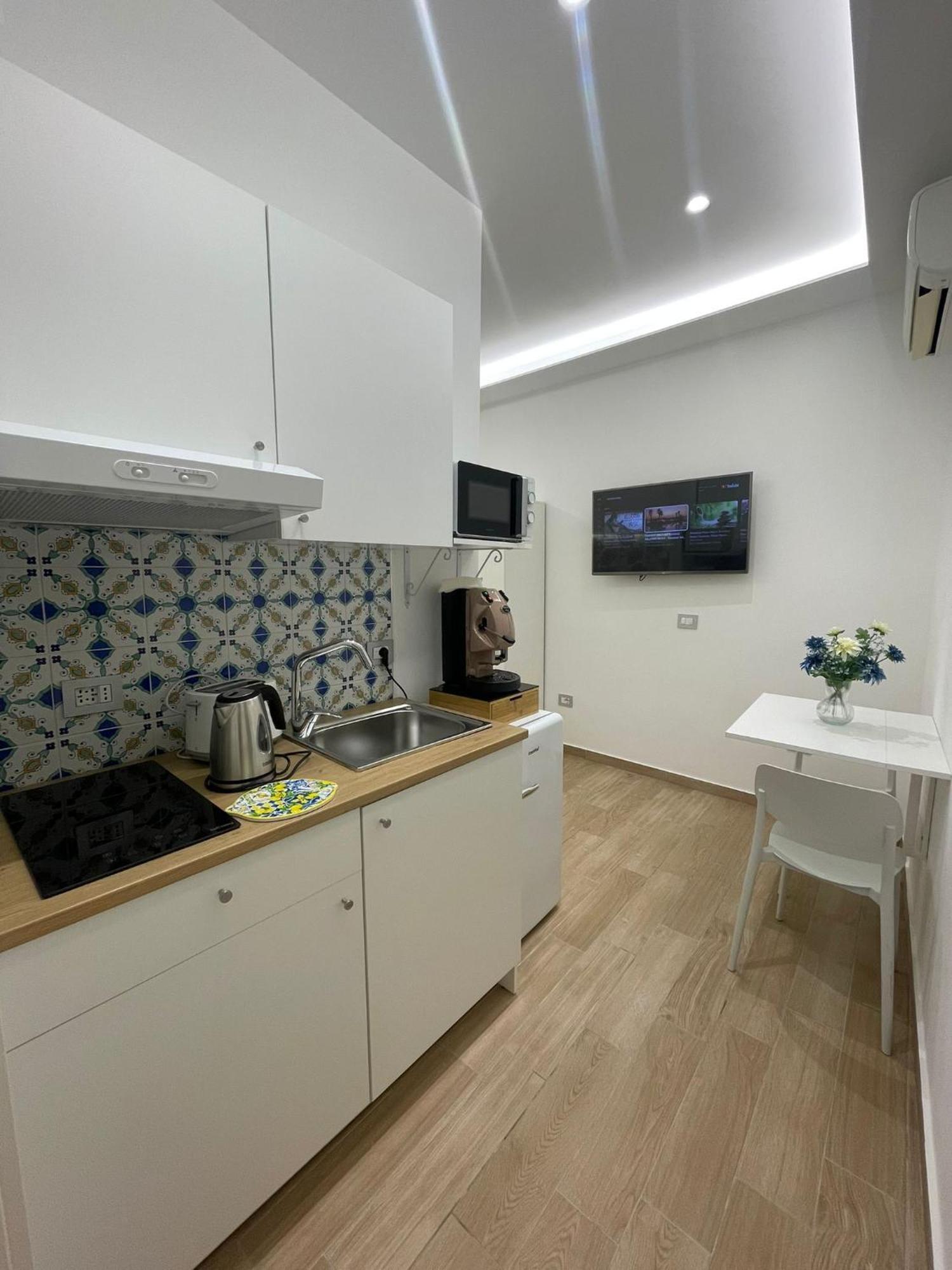 Appartement Civico 14 Chiaia à Naples Extérieur photo